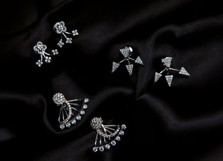 Diamond Jewelry Guide: Quality, Value, Care Tips & Certification Explained